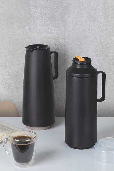 VACUUM INSULATED CARAFE BLACK - Image 2